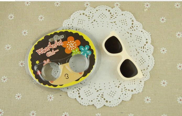 contact lens case  2