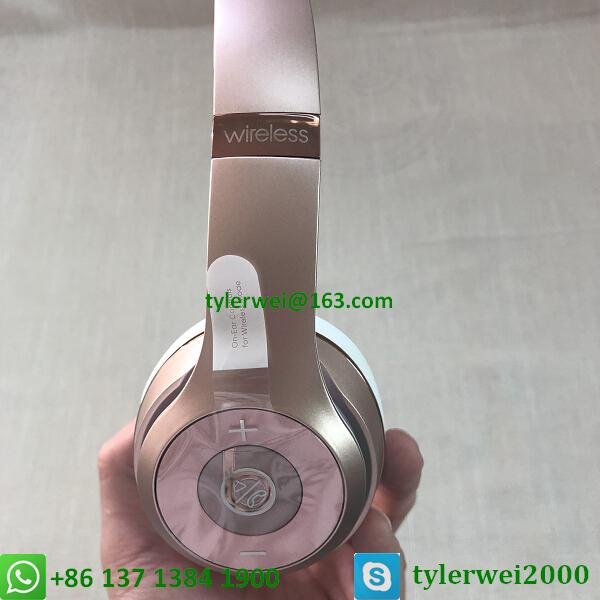 Beatsing Soloing by dre headphones with good quality 3