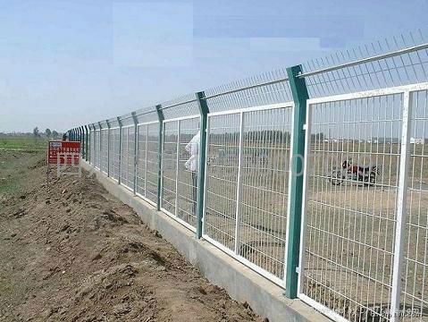 新疆铁路栅栏网 2
