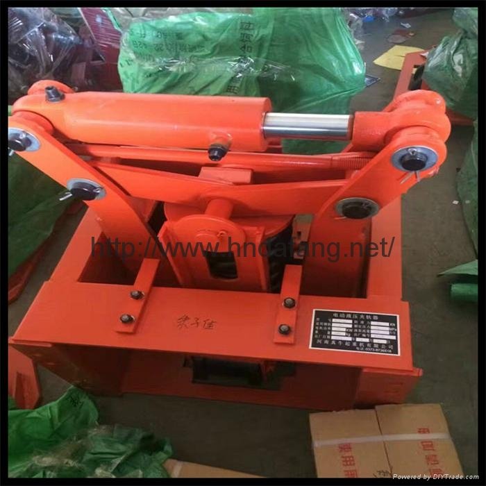 Electric hydraulic clamping device for spring-type clamping device 5