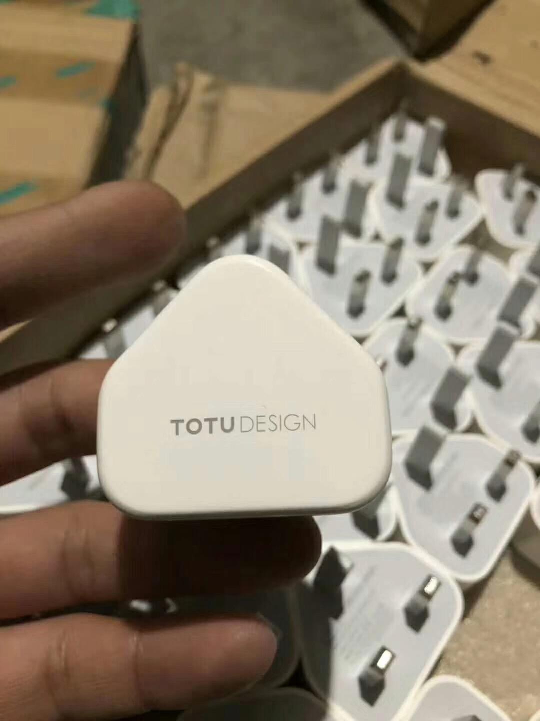东莞虎门充电器插座激光镭射加工 2