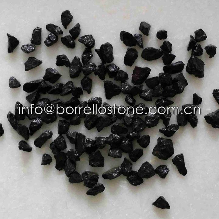 black basalt stone chips 2