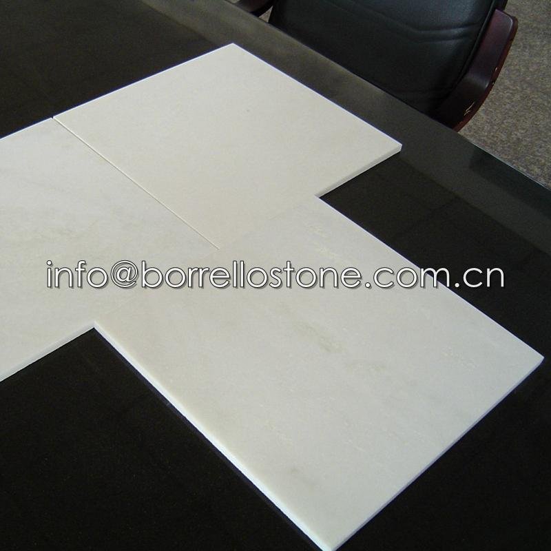 white marble floor tile 4