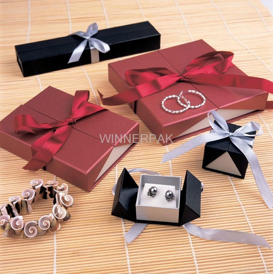 jewellery set box 2