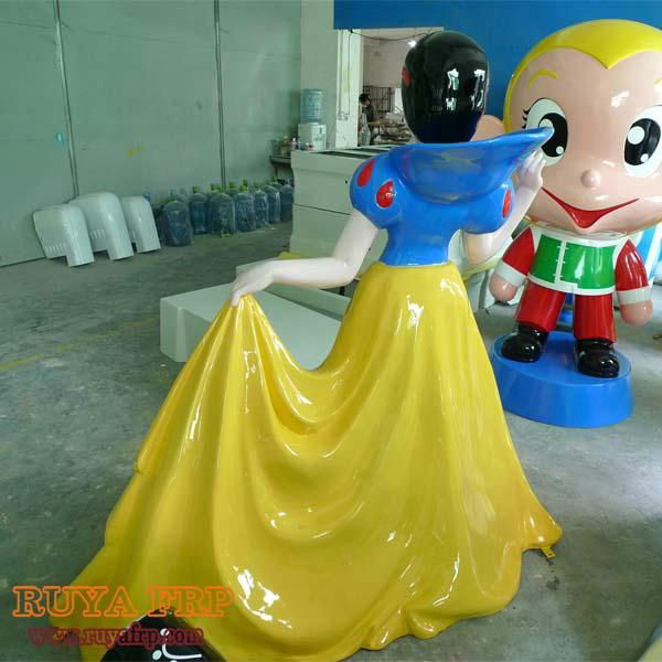 Fiberglass mascot 2