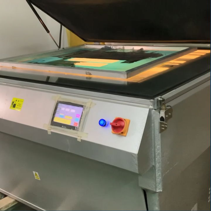 Energy-saving and environment-friendly LED scanning exposure machines 2