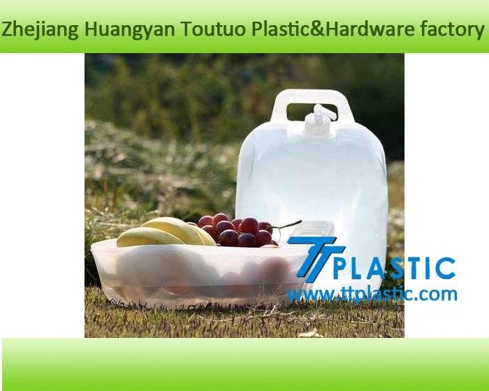 Foldable collapsible water carrier/water container TTPLASTIC 3