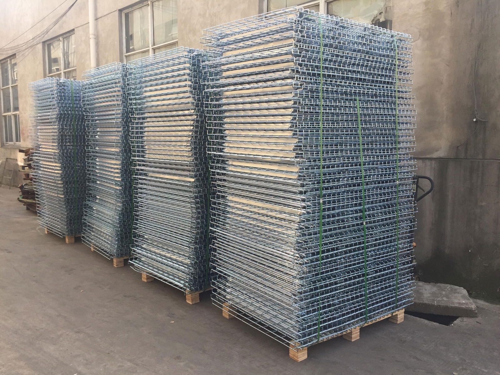 Wire Mesh Decking for Racking System 5