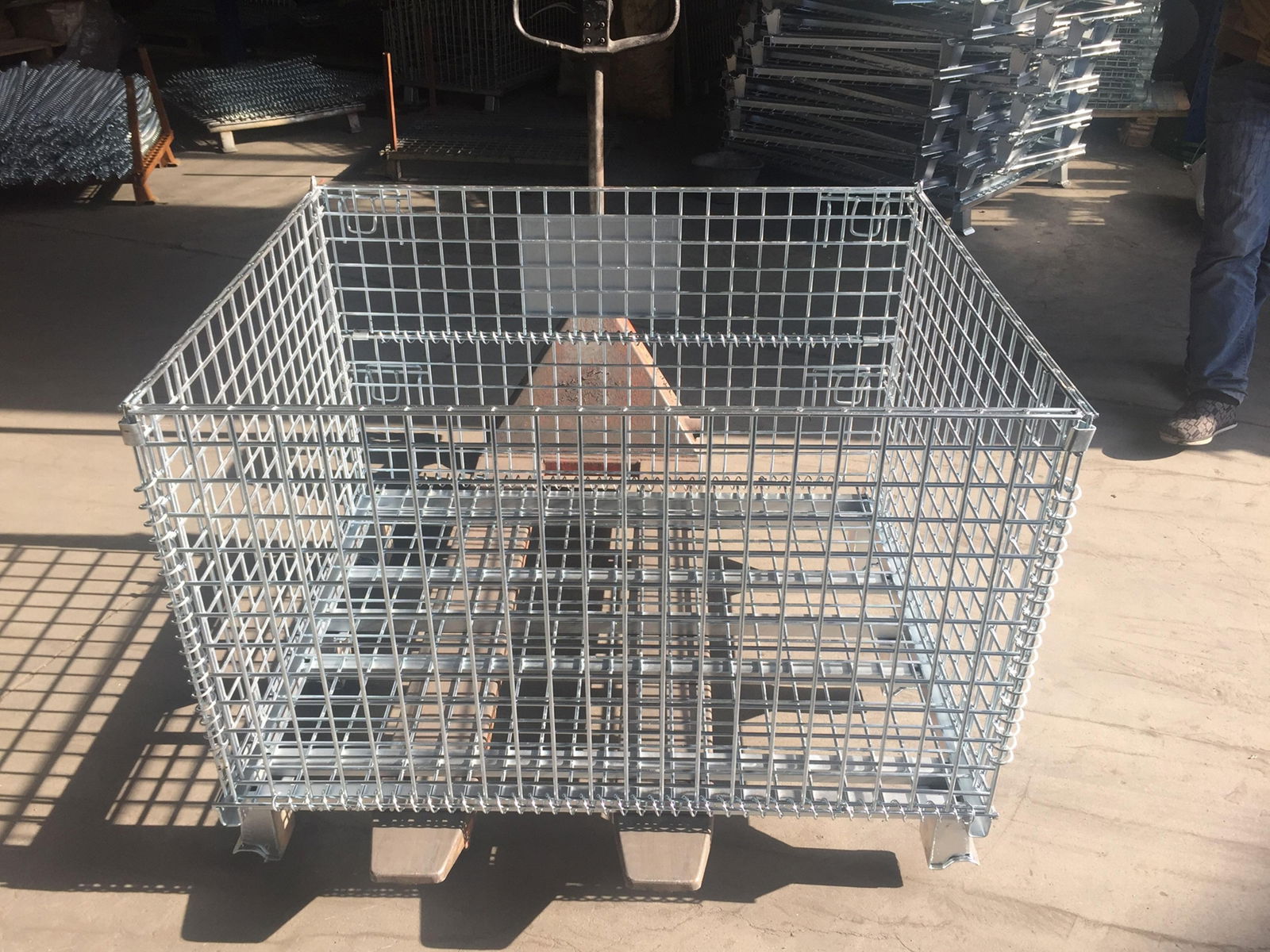 Wire Mesh Basket 2