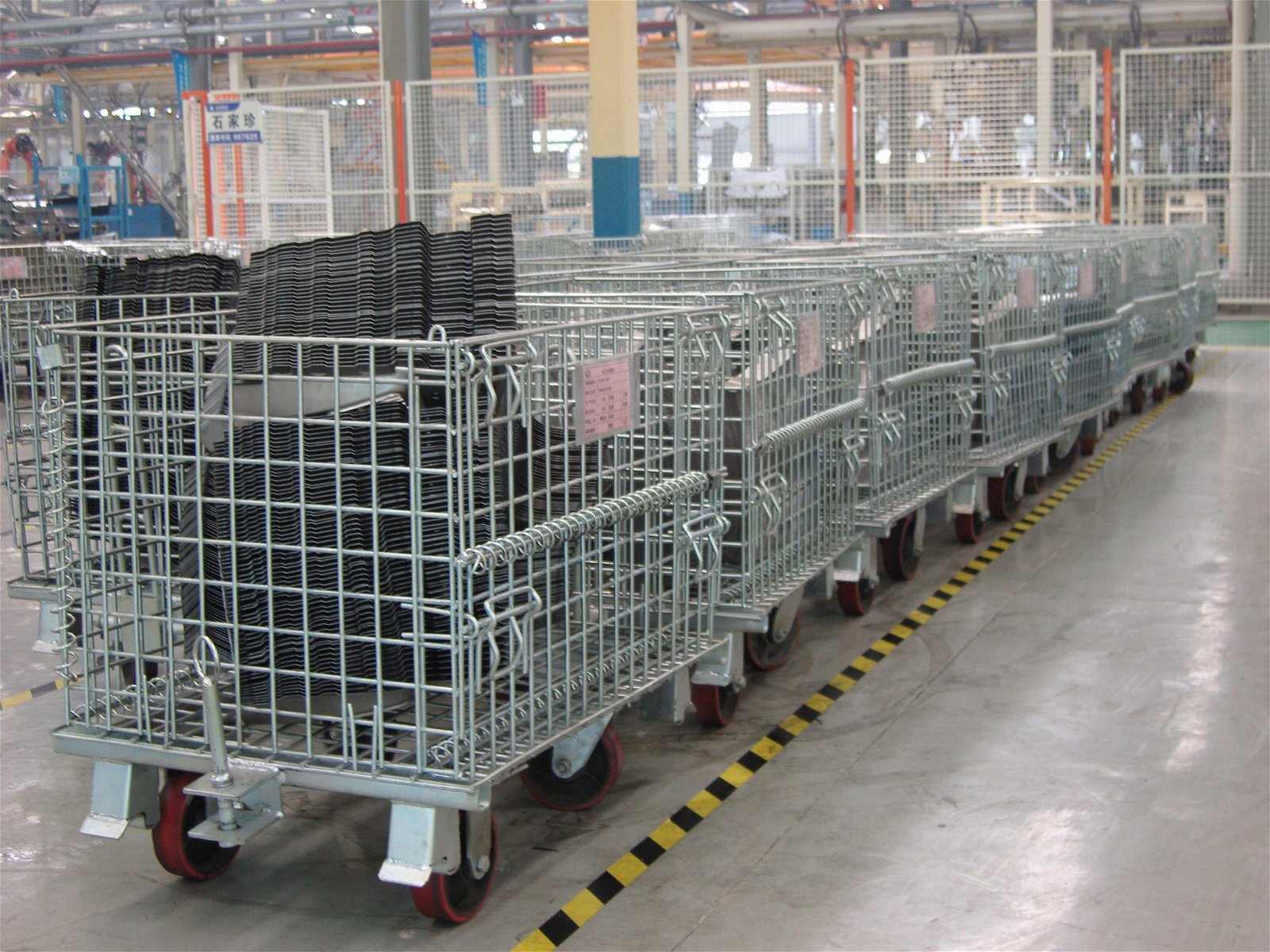 Wire Mesh Containert Wire Mesh Pallet Cage with Casters 2