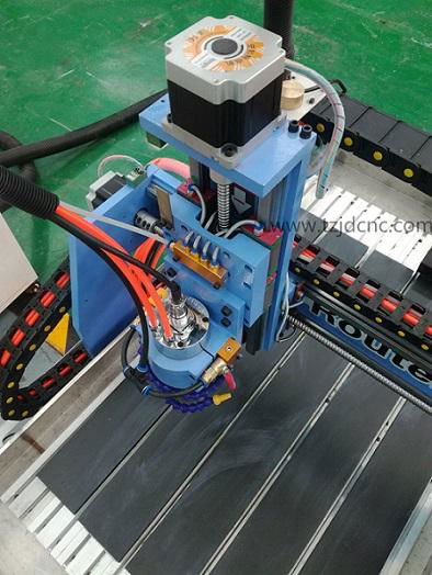 Newest style CNC Engraving Cutting Router machine   5