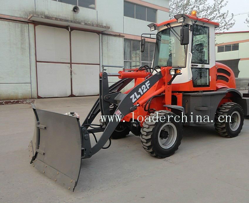 CE Mini Front Loader with 1.2Ton Capacity  3