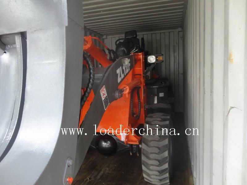 CE Mini Front Loader with 1.2Ton Capacity  5