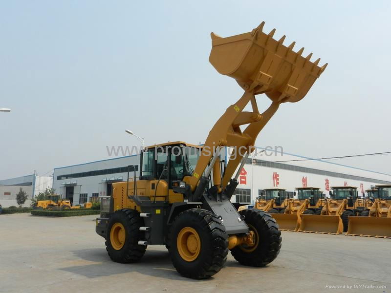 5.0T Capacity Wheeled Loader 3