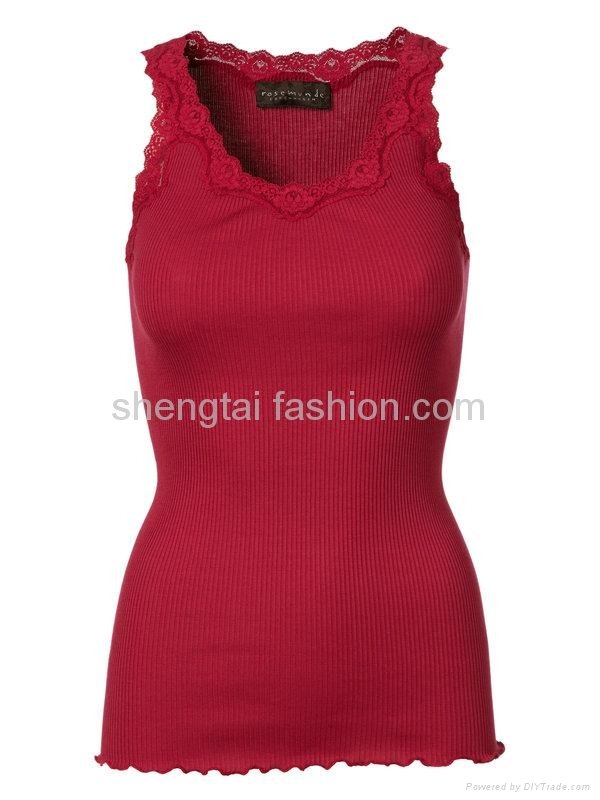 Ladies' Fashion Top Fitted style