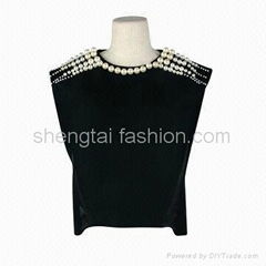 Black Bead Decoration in Shoulder Tops, 52cm Shoulder