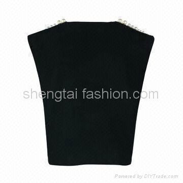 Black Bead Decoration in Shoulder Tops, 52cm Shoulder 2