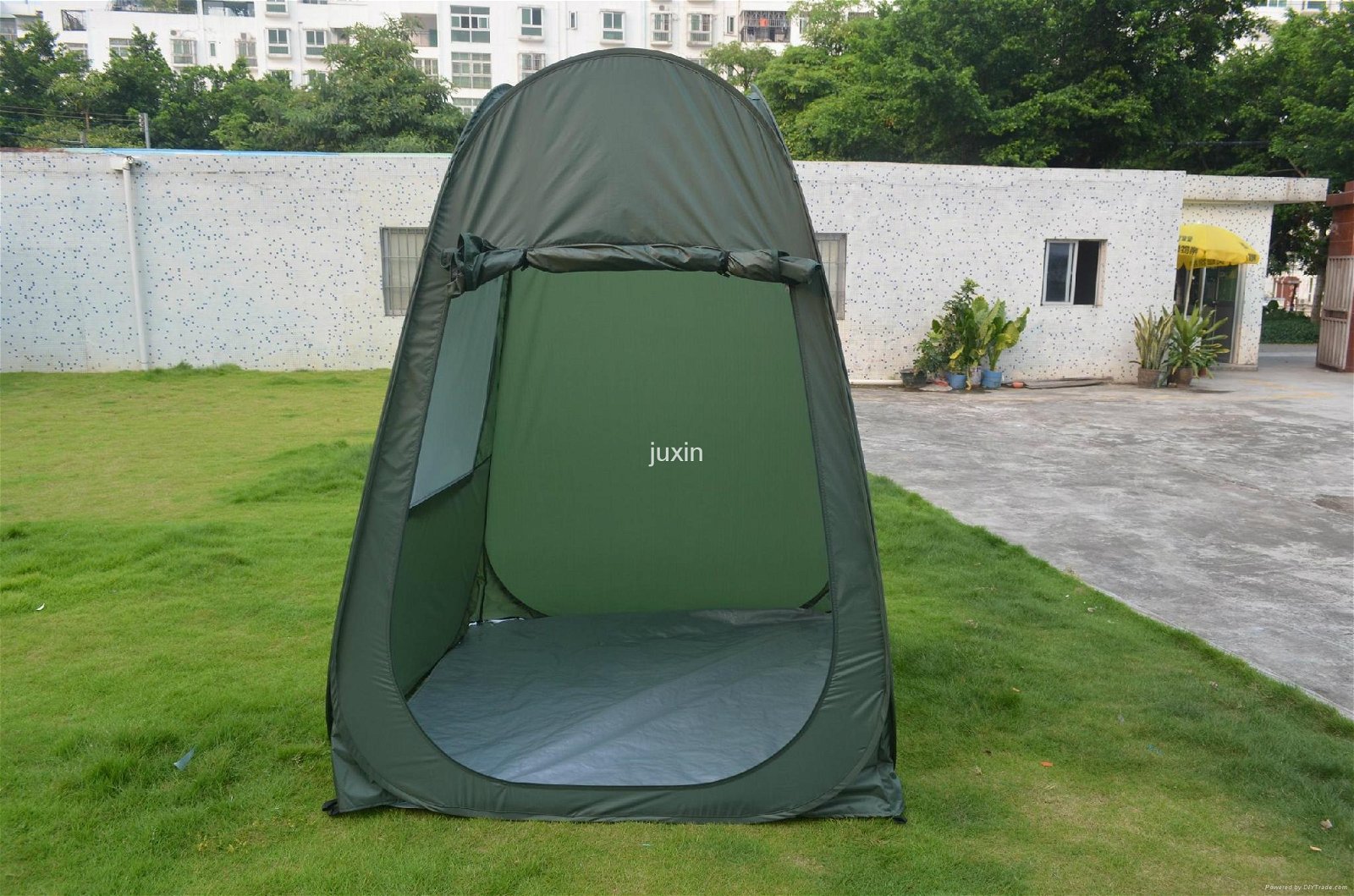 Pop Up Tent with removal Floor