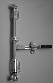 Door locking gear -011060