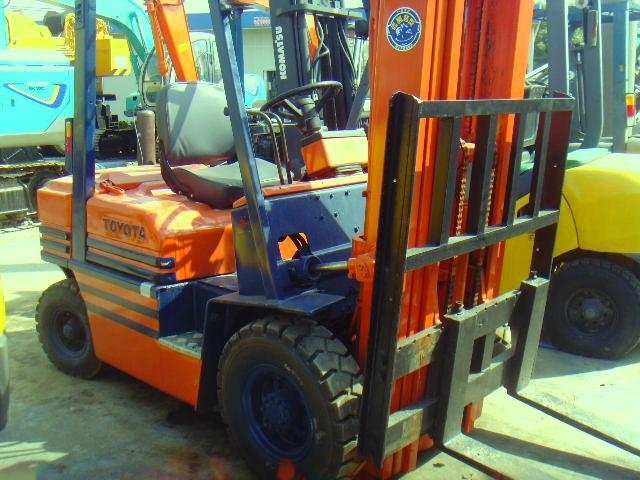 Used 3 tons Forklift Toyota FD30 2