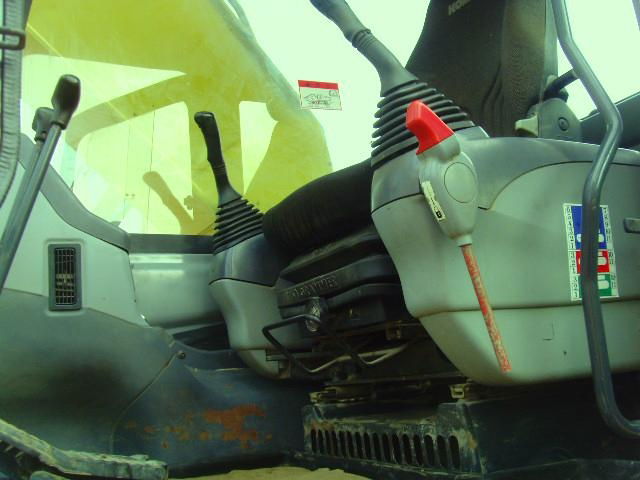 Used Komatsu PC200-7 Excavator  5