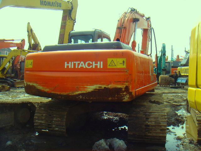 Used Hitachi ZX200-1 Excavator 2