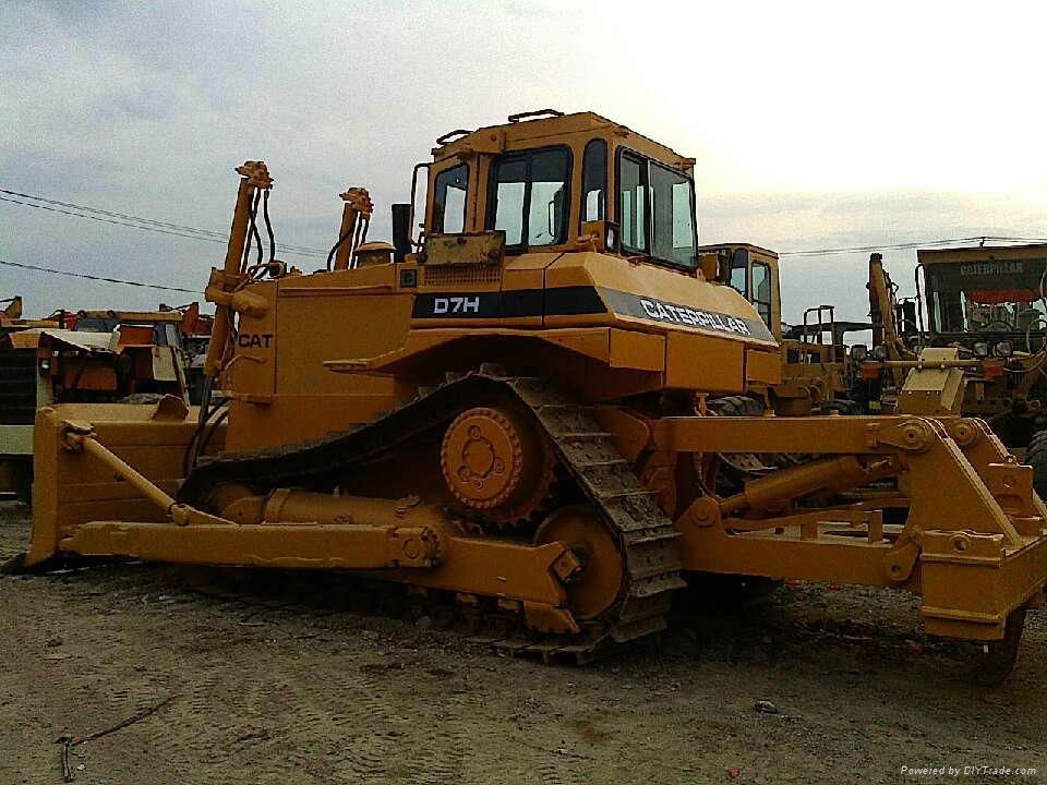 Used Cat D7H Bulldozer  3