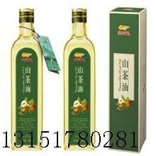 Olive oil bottle 4