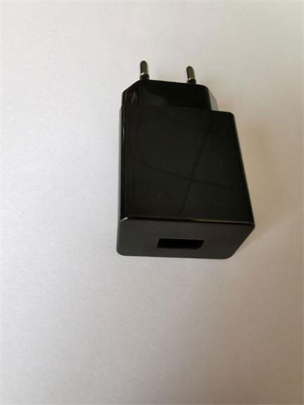 5V2A battery charger power adapter 3