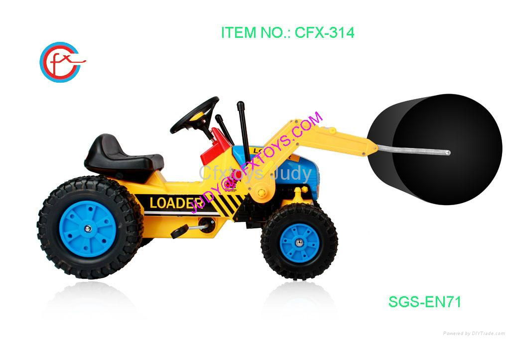 Newest Fashion Design Pedal Car CFX-314 4