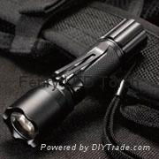 CREE LED TORCH, SUPER LIGHT, ADJUSTABLE FOCUS