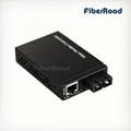 Mini 10/100/1000Base-TX to 1000Base-FX Media Converter with 5~12V DC 3