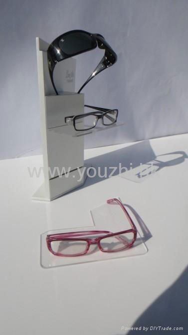 Glasses Display  5