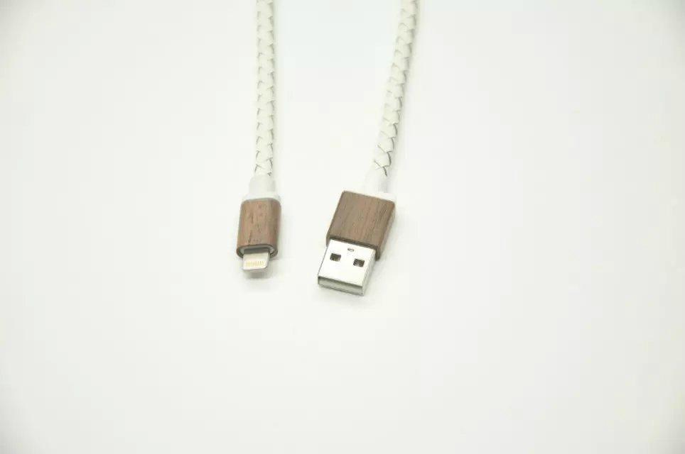 A+++ Top genuine leather cable with real walnut wood dataline 2