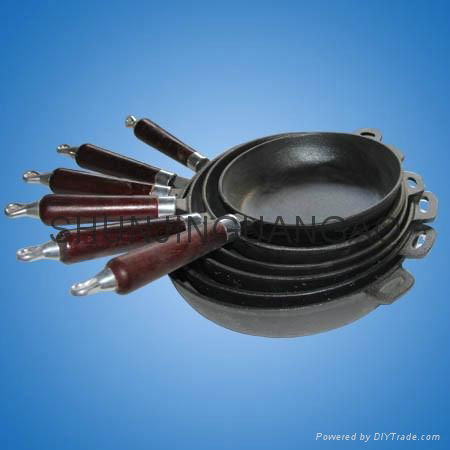 Cast iron cookware