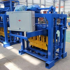 QT40-2 small concrete building blocks machine in Cango