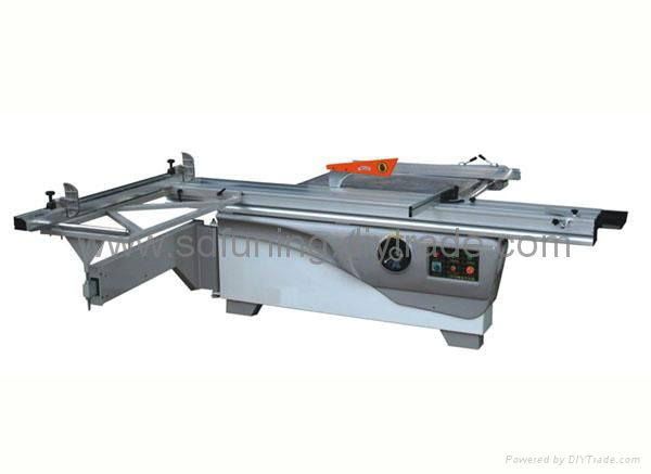 Sliding table saw