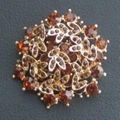 Beautiful diamond floral gold rhinestone brooch 1