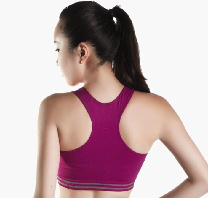 seamless yoga bra 2