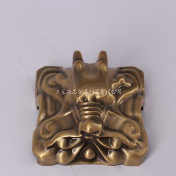 Zinc alloy perfume bottle cap 2