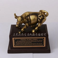 Wall Street bull zinc alloy ornaments