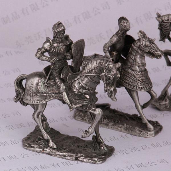 Pewter soldier ornaments 4