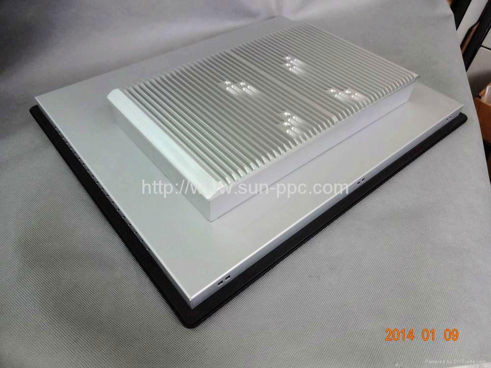 IP65 19" LED industrial fanless all in one pc 3