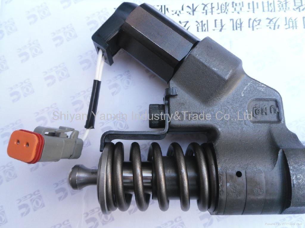 CCEC M11 INJECTOR 4061851 2