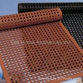 Molded Bevel Edge Rubber Mats 2