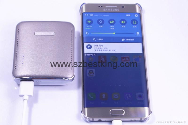 6700mAh Quick Charge Power Bank with Qualcomm QC 2.0 2