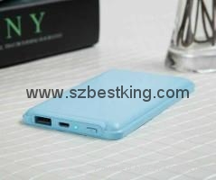 4000mAh Portable Power Charger 2