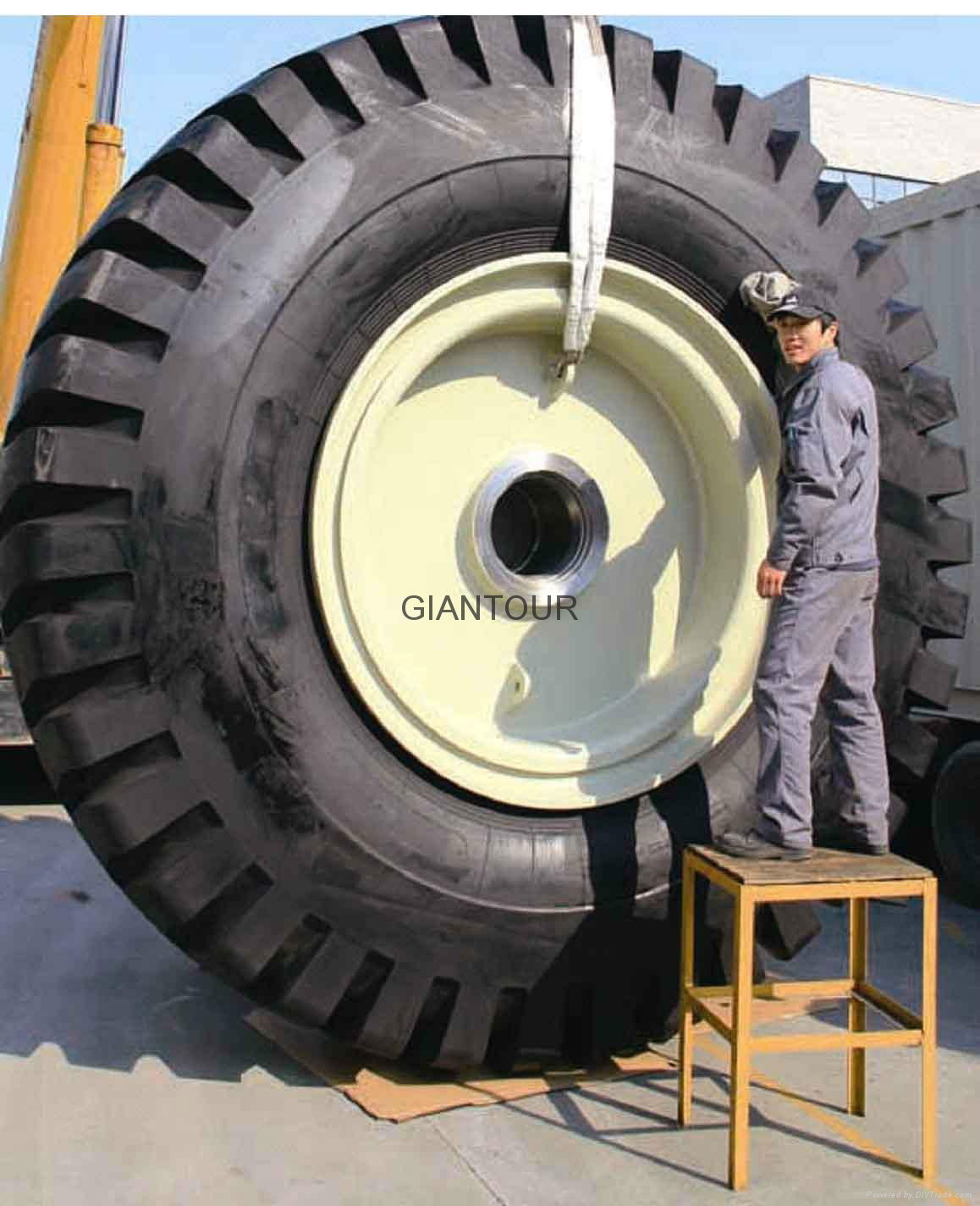 Sell earthmoving wheel OTR rig tire rim 57-29.00/6.0 for oilwell drilling Rig