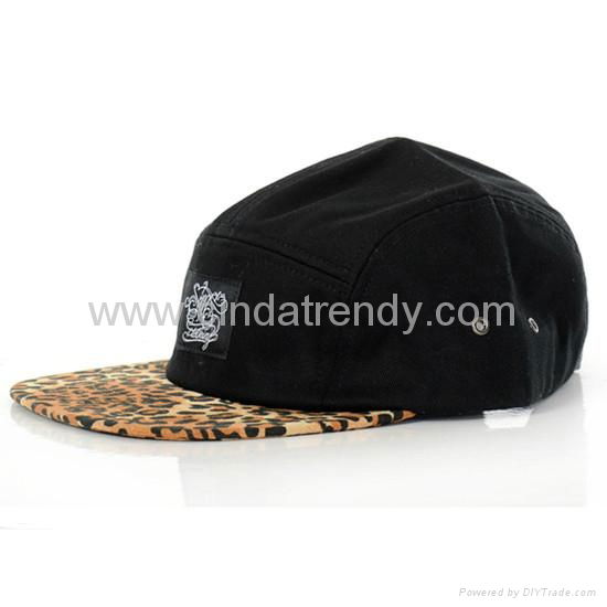 Leopard printing 5 panel caps