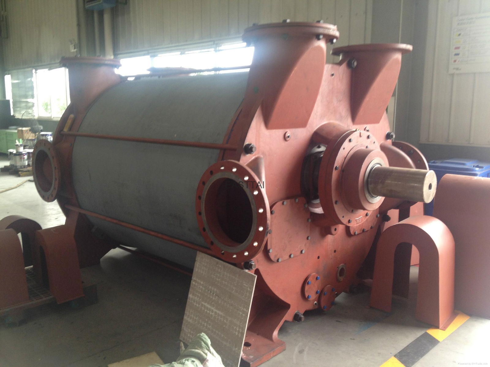 Vacuum pump for paper making machine paper mill